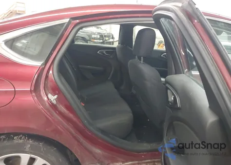 2015 Chrysler 200 Limited from USA, damaged, VIN 1C3CCCAB4FN596459